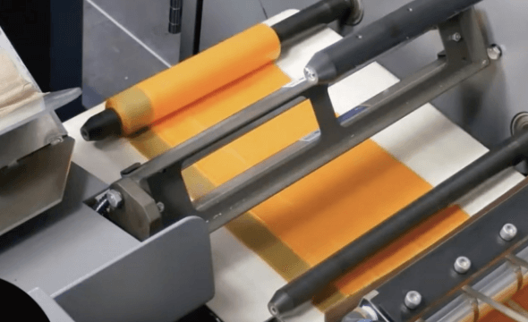 Draw Tape Bag On Roll